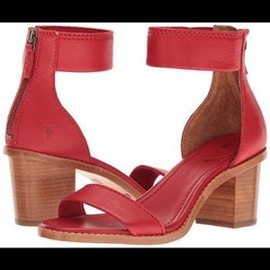 FRYE Brielle back-zip sandal in size 11